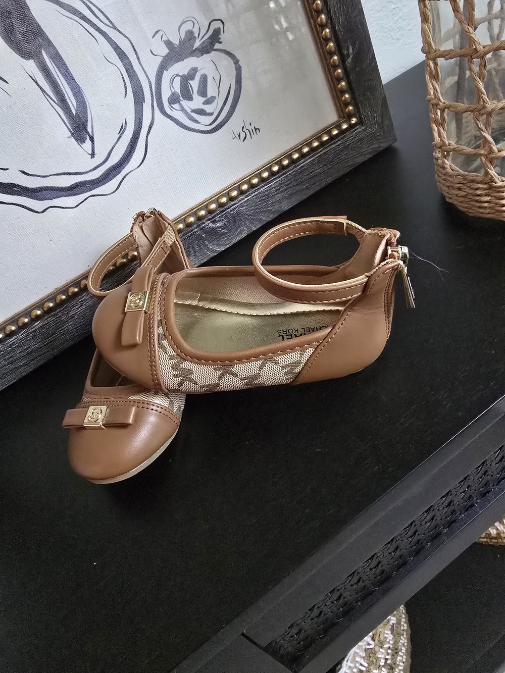 Michael Kors Girls Tan Brown Bow Ankle-Strap Flats